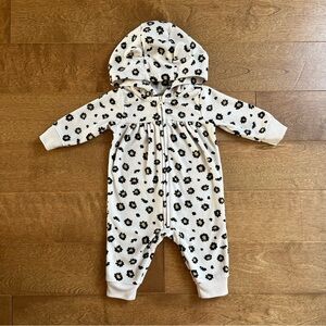 3/$10 CARTERS Baby girl fleece jumpsuit 0-3m